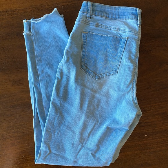 Two Tone Skinny Jeans - Picture 5 of 7